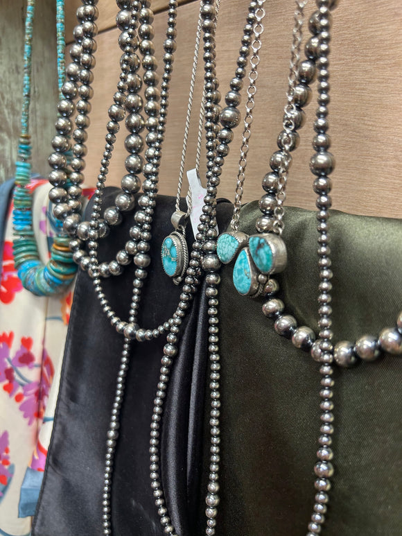 Authentic Navajos and Handmade Turquoise Jewelry