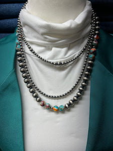 10 mm 22 inch Navajo Pearls with Accent Spiny Beads